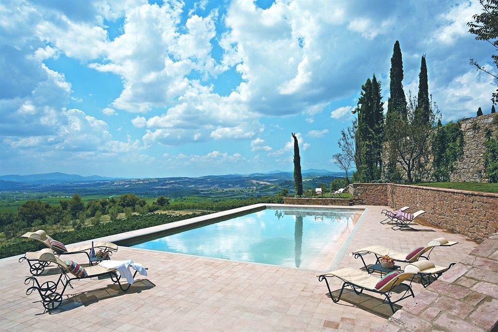 Castello Banfi - Il Borgo - Relais Et Chateaux Hotel Poggio alle Mura Екстериор снимка