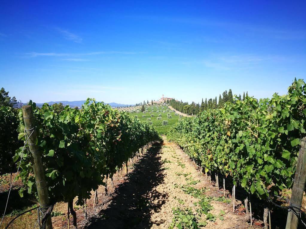 Castello Banfi - Il Borgo - Relais Et Chateaux Hotel Poggio alle Mura Екстериор снимка