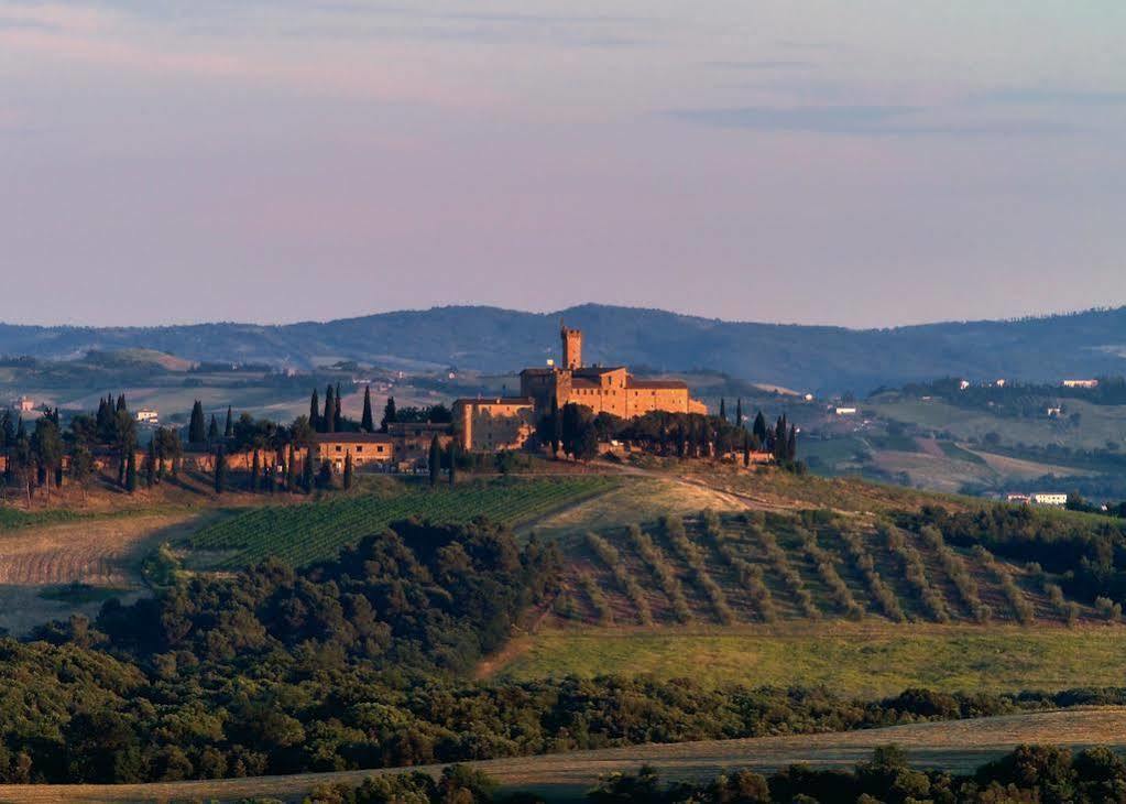 Castello Banfi - Il Borgo - Relais Et Chateaux Hotel Poggio alle Mura Екстериор снимка